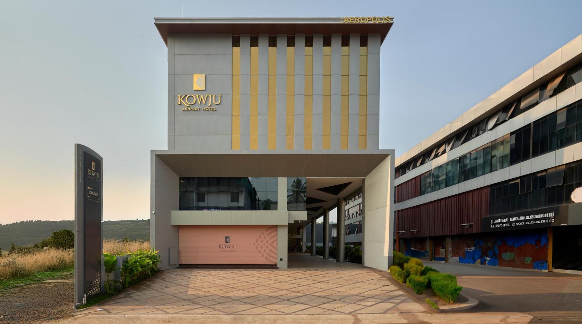 Kowju Airport Hotel Calicut Kondotty エクステリア 写真