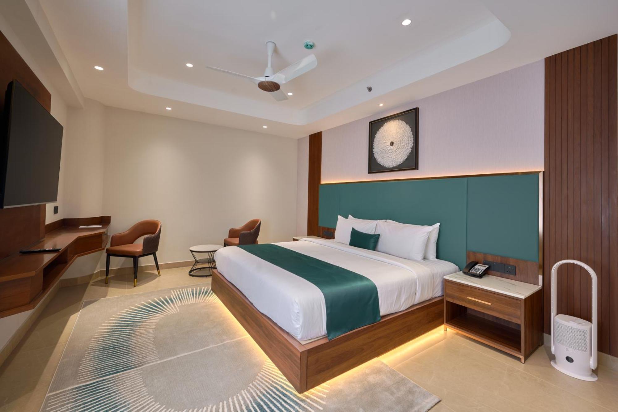 Kowju Airport Hotel Calicut Kondotty エクステリア 写真