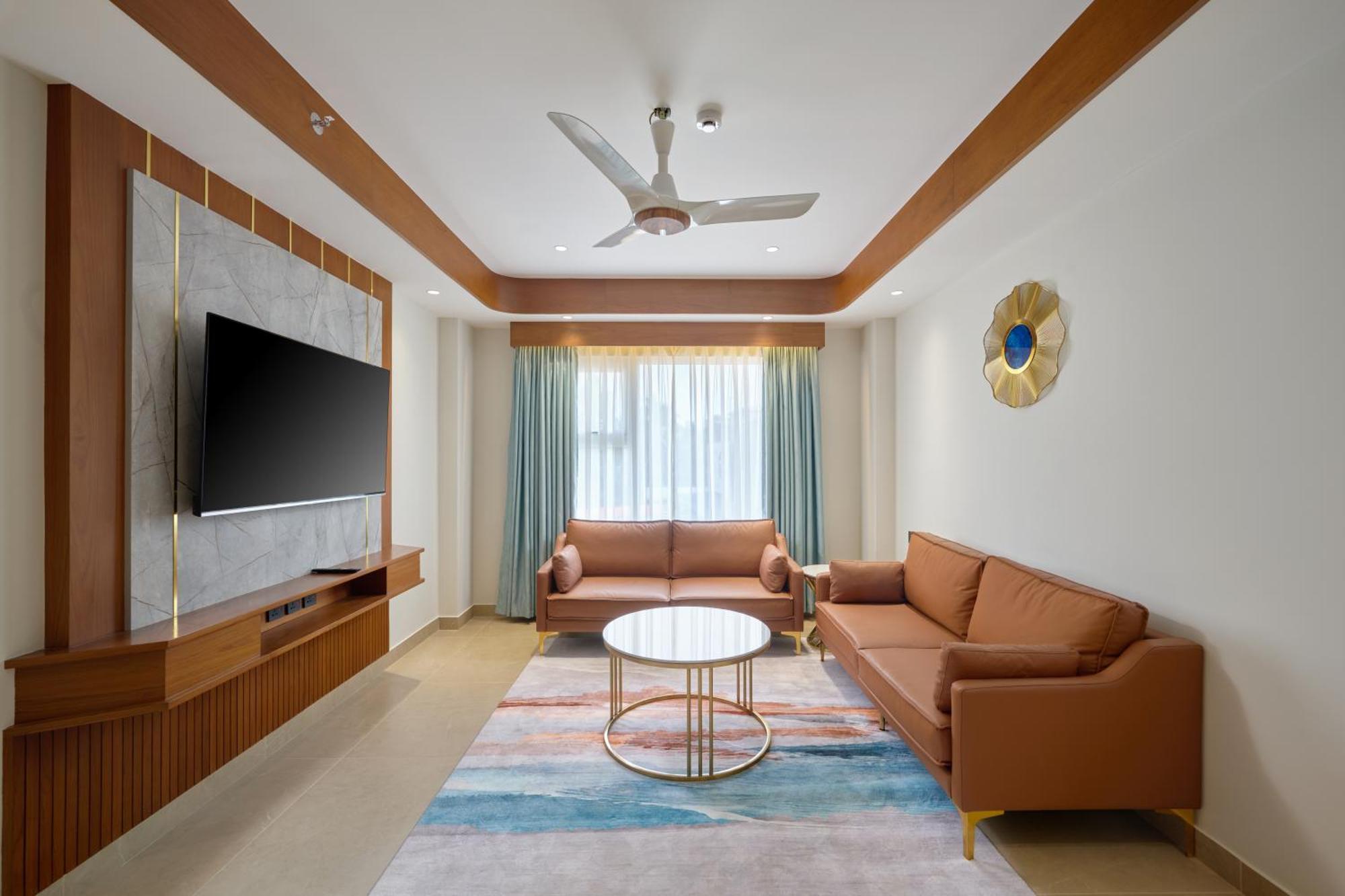 Kowju Airport Hotel Calicut Kondotty エクステリア 写真