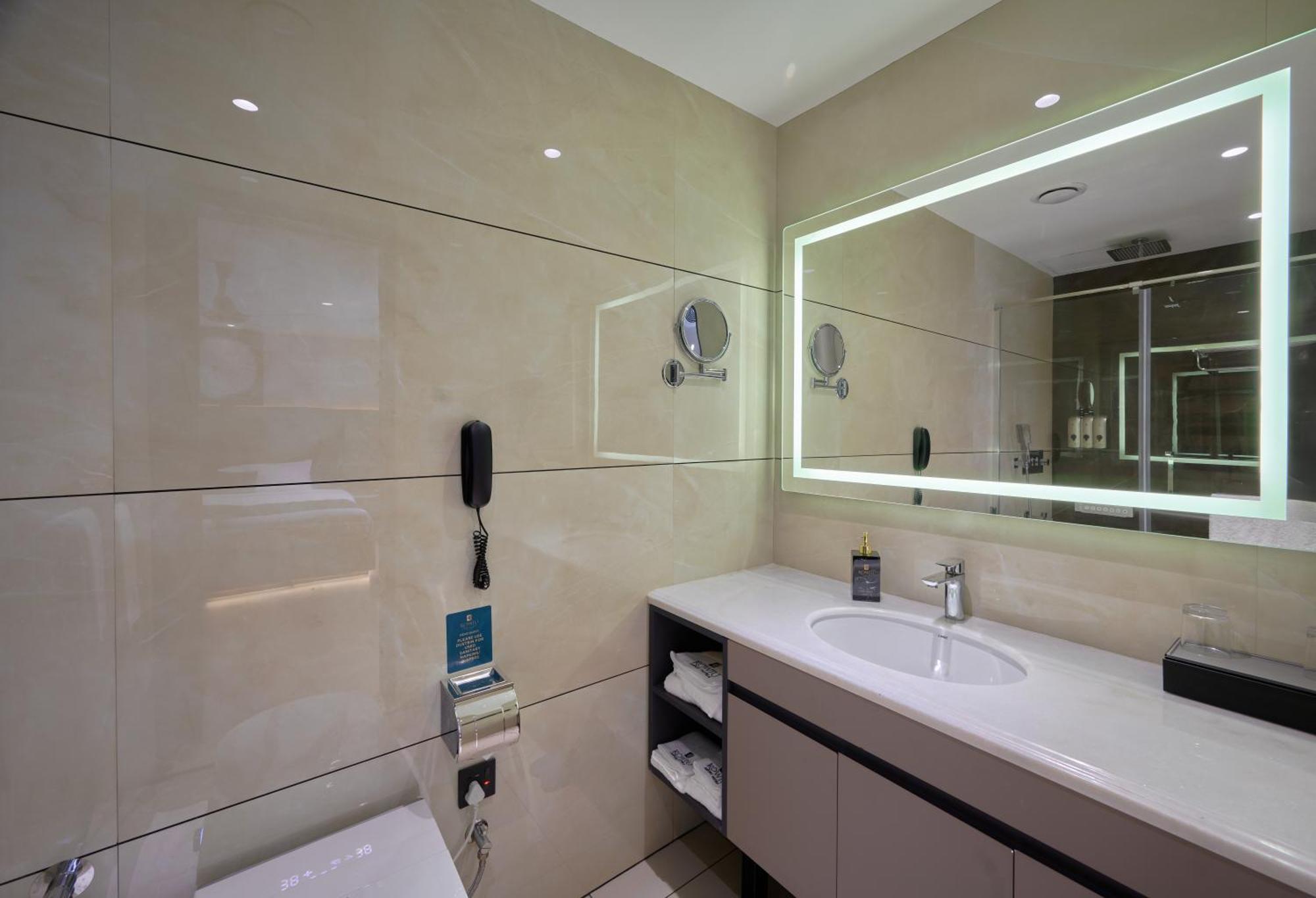 Kowju Airport Hotel Calicut Kondotty エクステリア 写真