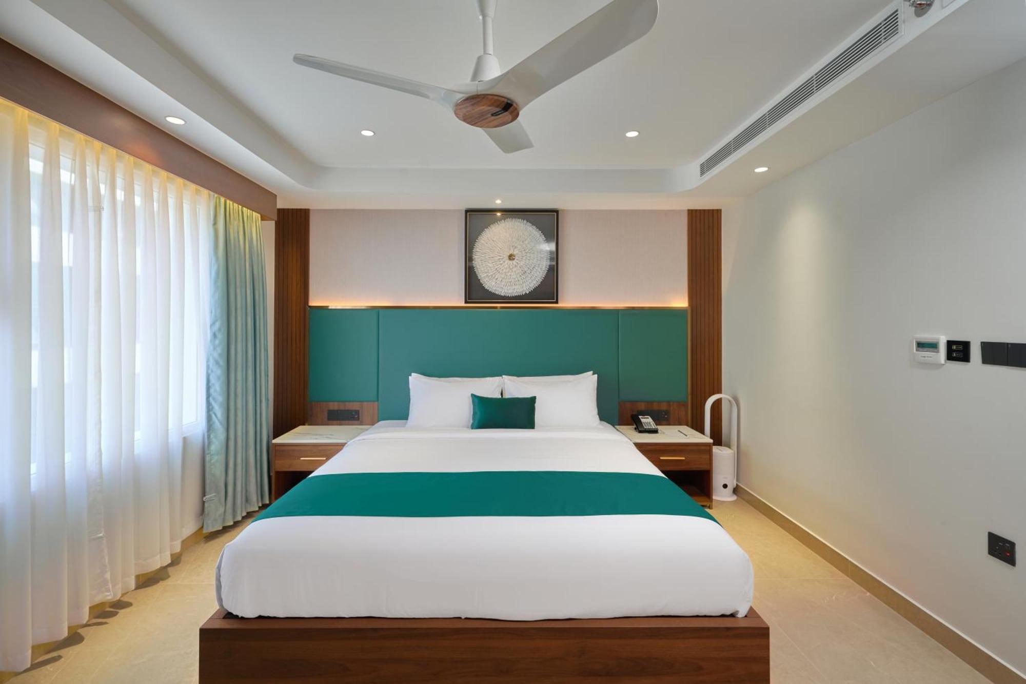 Kowju Airport Hotel Calicut Kondotty エクステリア 写真